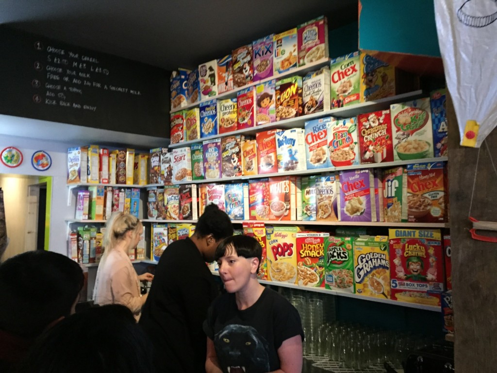 Test du premier Bar à céréales Cereal Killer Café à Londres